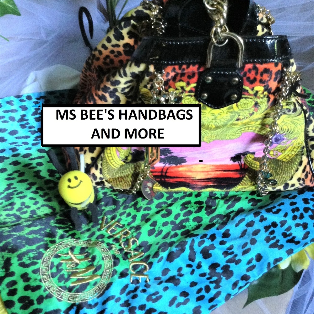 Ms Bee like Versace 
